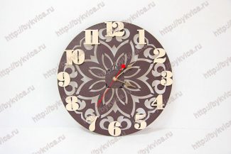 chasi16 Часы из дерева с узорами