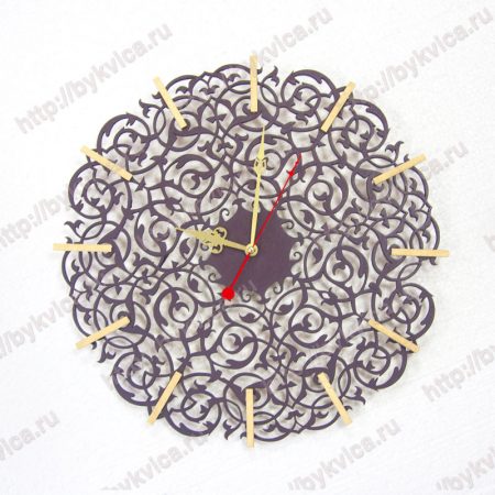 Часы настенные с узорами